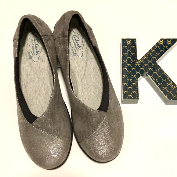 clarks cloudsteppers silver